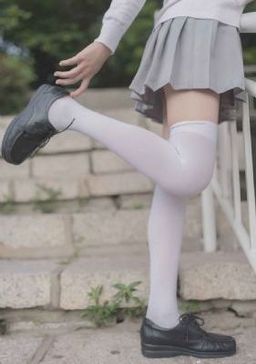 兄妹交谈