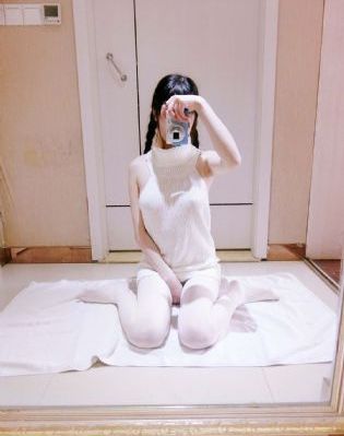 韩国电影可疑的美容院